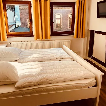 아파트 Haus Am Rhein Mit Self Check-in Und P 코블렌츠