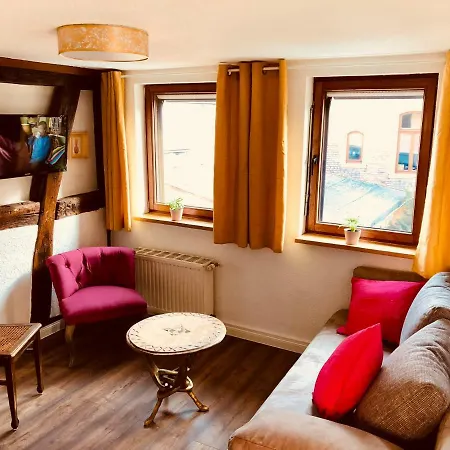 アパート Haus Am Rhein Mit Self Check-in Und P コブレンツ