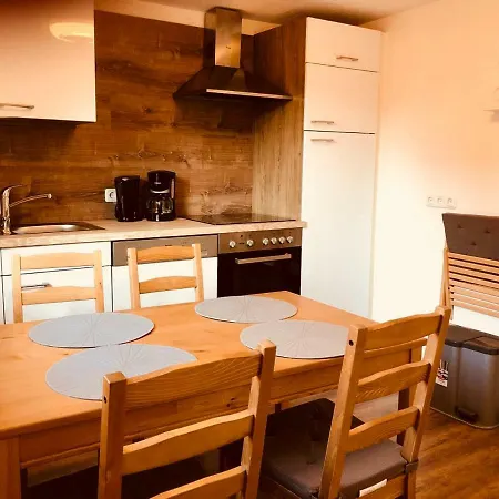 דירה Haus Am Rhein Mit Self Check-in Und P