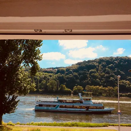 Haus Am Rhein Mit Self Check-in Und P דירה