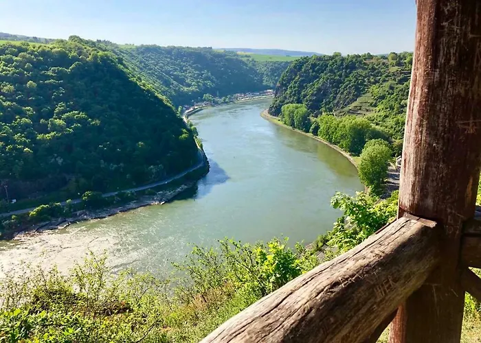 아파트 Haus Am Rhein Mit Self Check-in Und P 코블렌츠